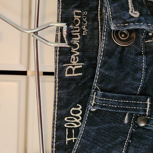 Ricki's Ella Revolution Stretch Blue Denim Cuffed Shorts 25 - Picture 2 of 4